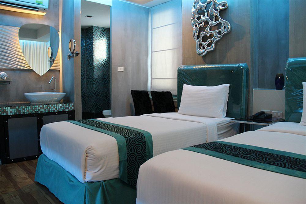 Blutique Hotel Bangkok Kültér fotó