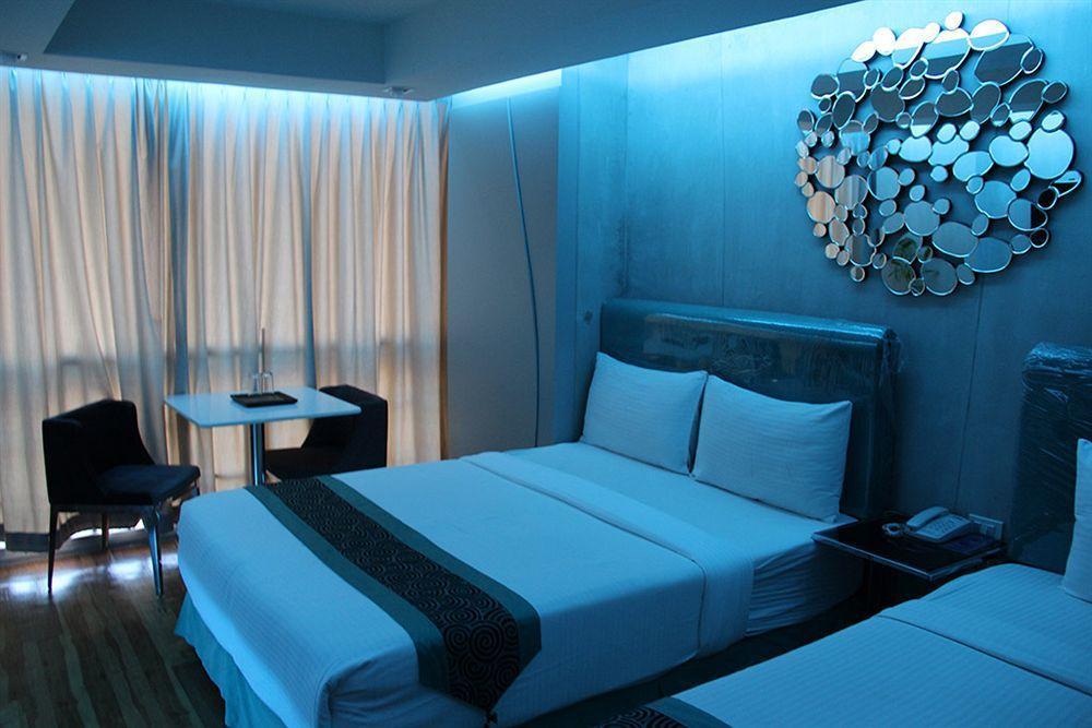 Blutique Hotel Bangkok Kültér fotó