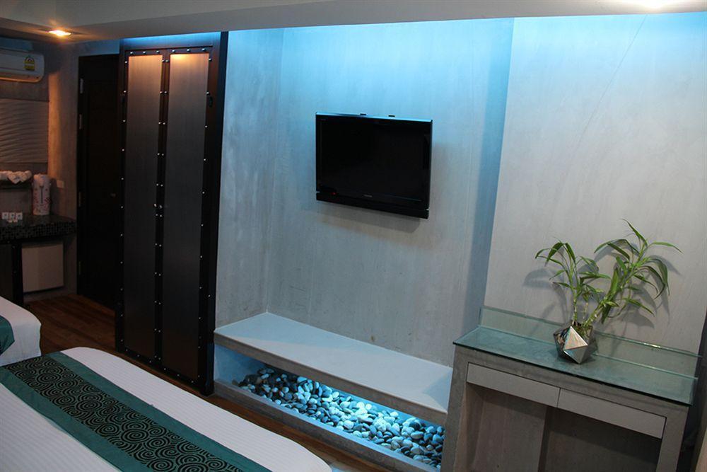 Blutique Hotel Bangkok Kültér fotó