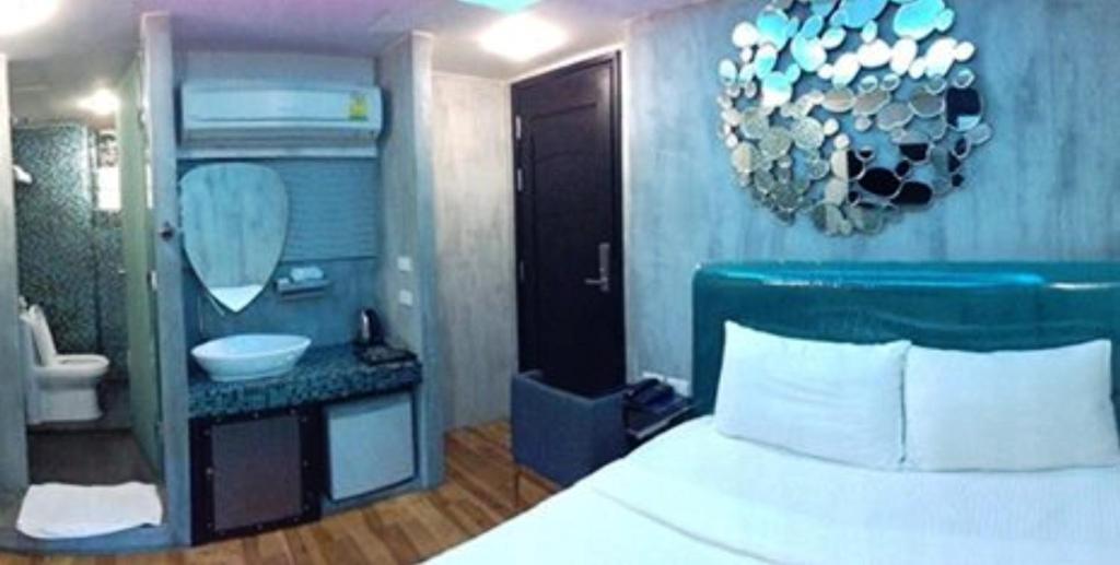 Blutique Hotel Bangkok Kültér fotó