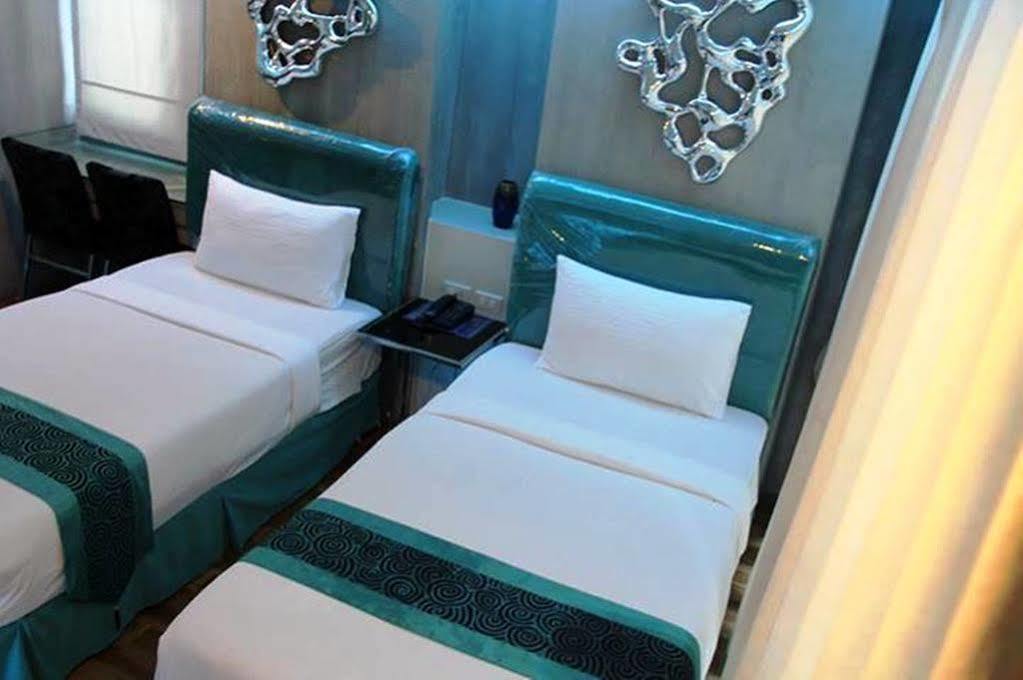 Blutique Hotel Bangkok Kültér fotó