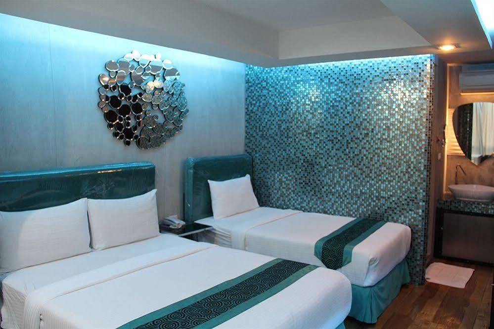 Blutique Hotel Bangkok Kültér fotó